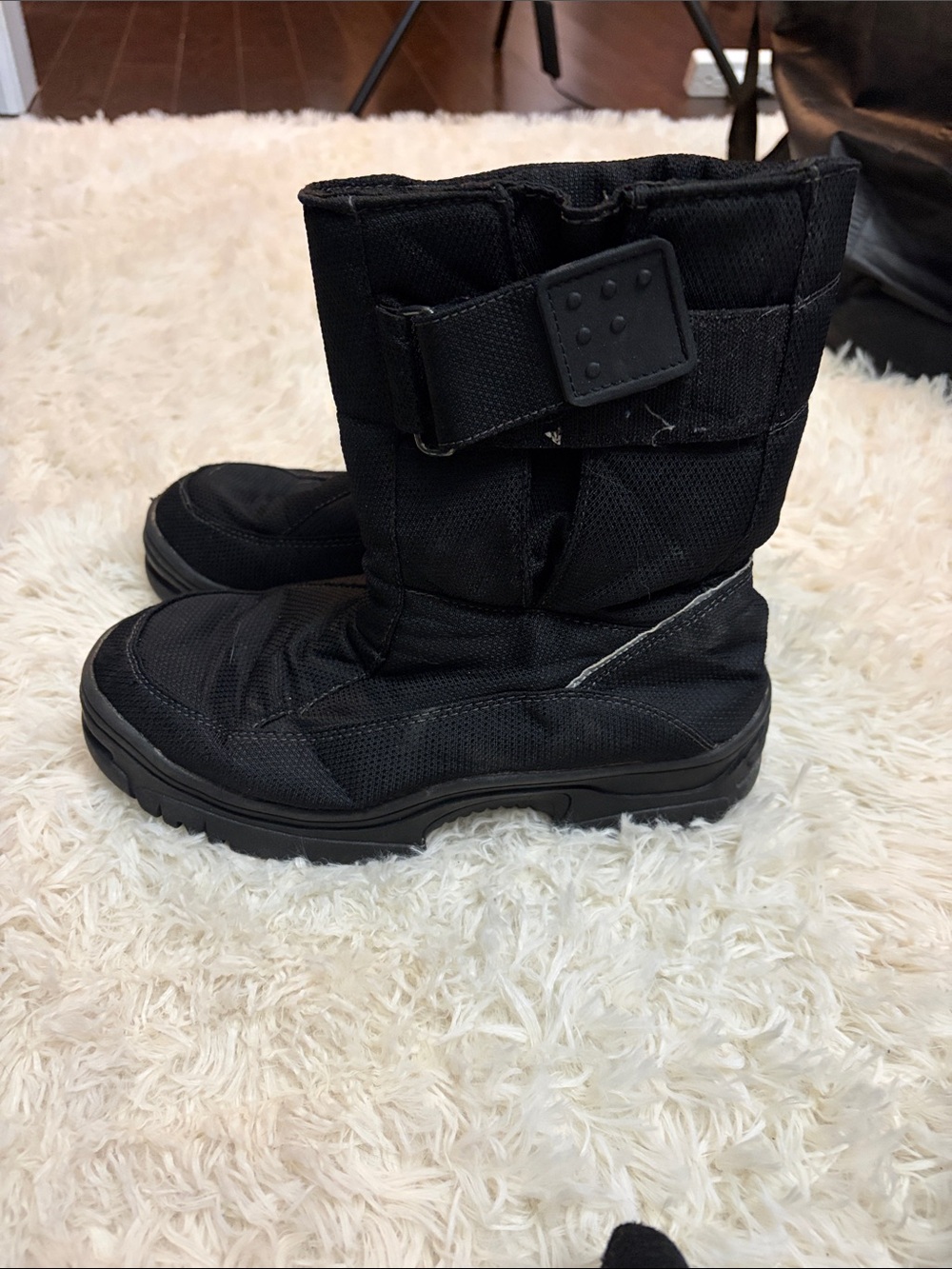 Black Winter Boots with Adjustable Strap